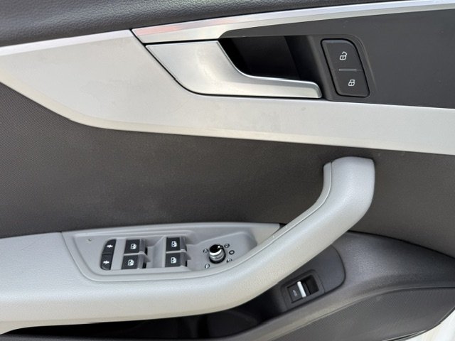 Audi A4 - Photo 11