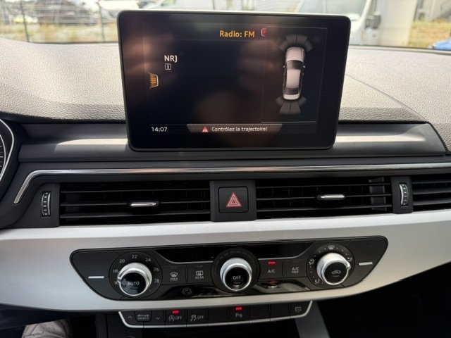 Audi A4 - Photo 12