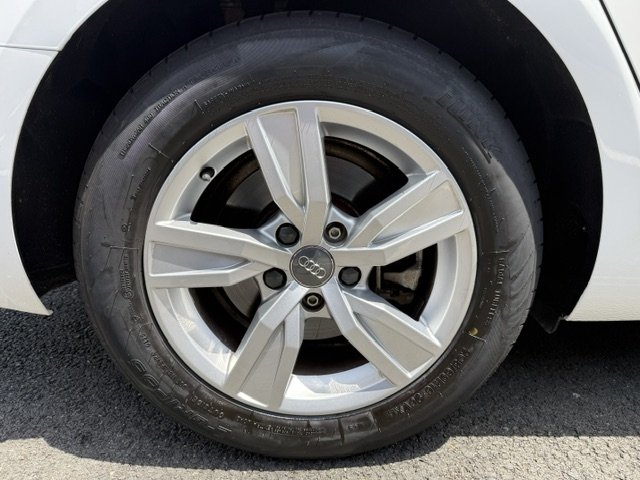 Audi A4 - Photo 19