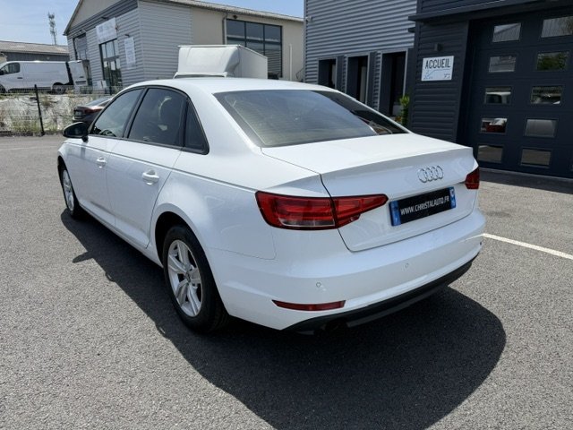 Audi A4 - Photo 6