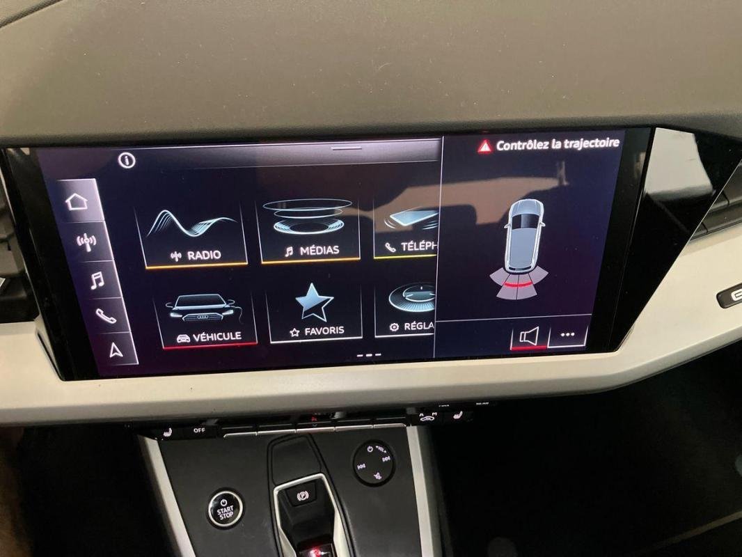 Audi Q4 e-tron - Photo 18