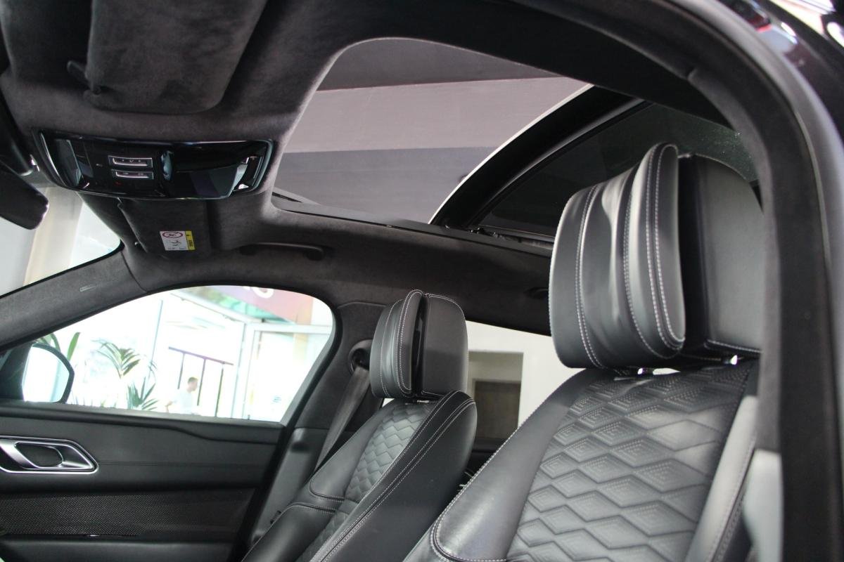 Land Rover Range Rover Velar - Photo 12