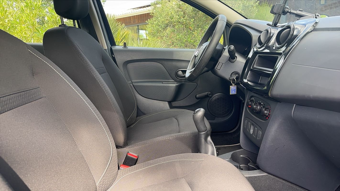 Dacia Sandero - Photo 27