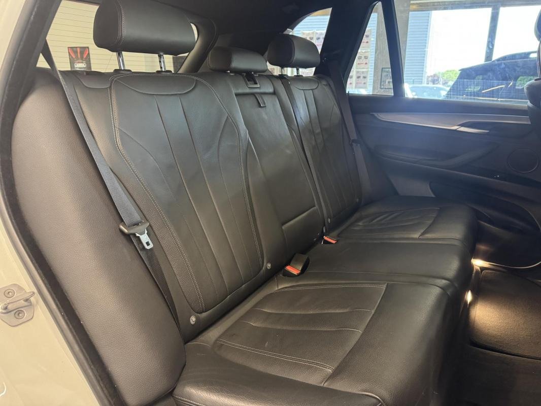 BMW X5 - Photo 11