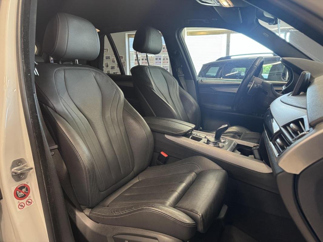 BMW X5 - Photo 10
