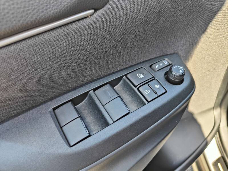 Toyota Yaris - Photo 13