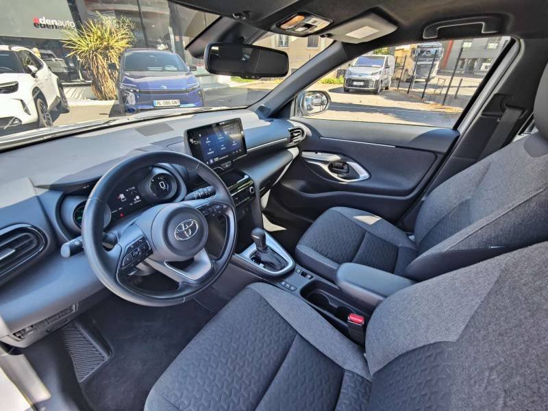 Toyota Yaris - Photo 16