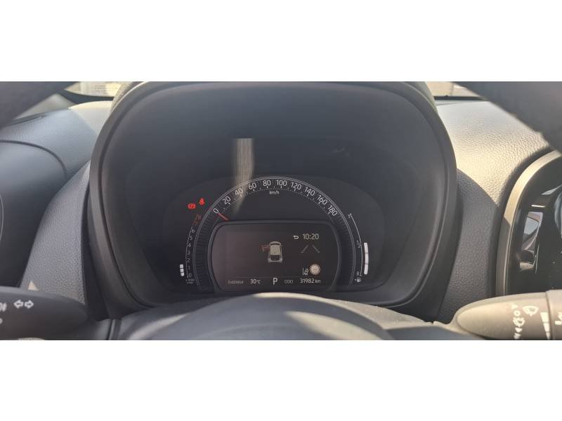 Toyota aygo x - Photo 16