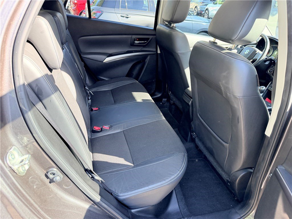 Suzuki s-cross - Photo 13