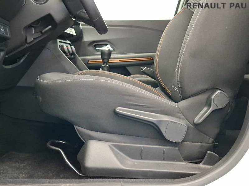 Dacia Sandero - Photo 28