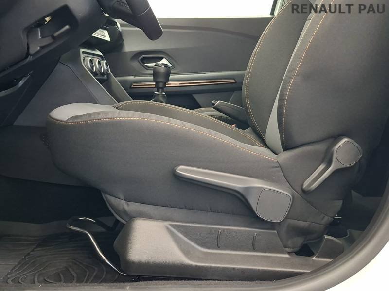 Dacia Sandero - Photo 28