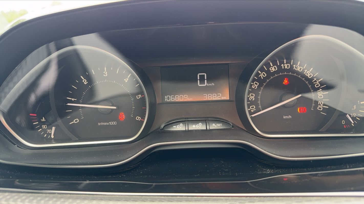 Peugeot 2008 - Photo 12