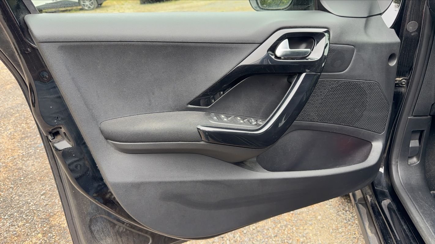 Peugeot 2008 - Photo 7