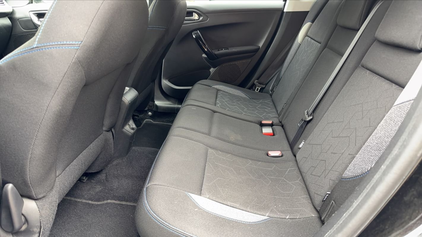 Peugeot 2008 - Photo 9