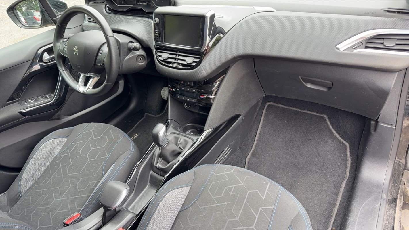 Peugeot 2008 - Photo 10