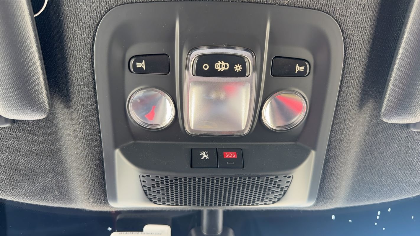 Peugeot 208 - Photo 29