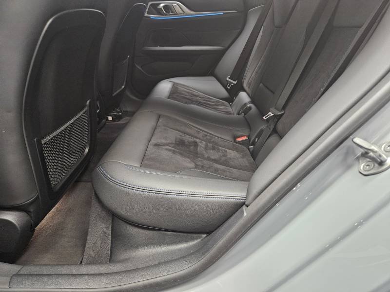 BMW i4 - Photo 19