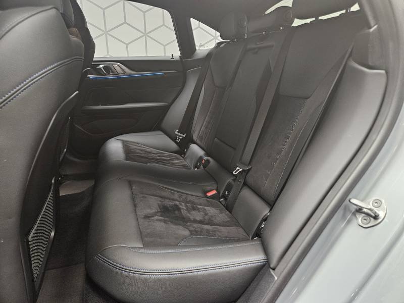 BMW i4 - Photo 20