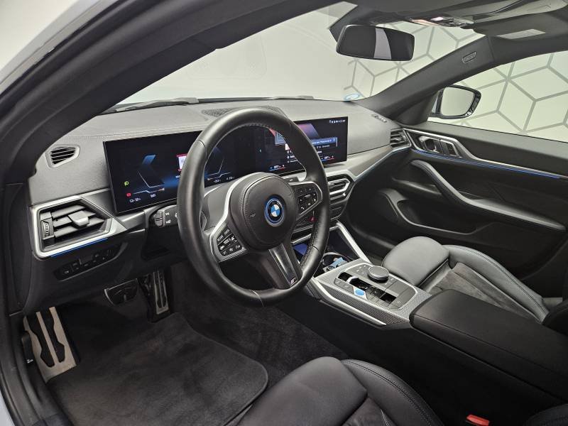 BMW i4 - Photo 31
