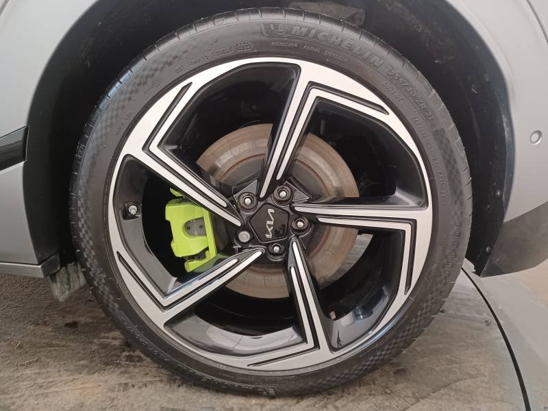 Kia EV6 - Photo 43