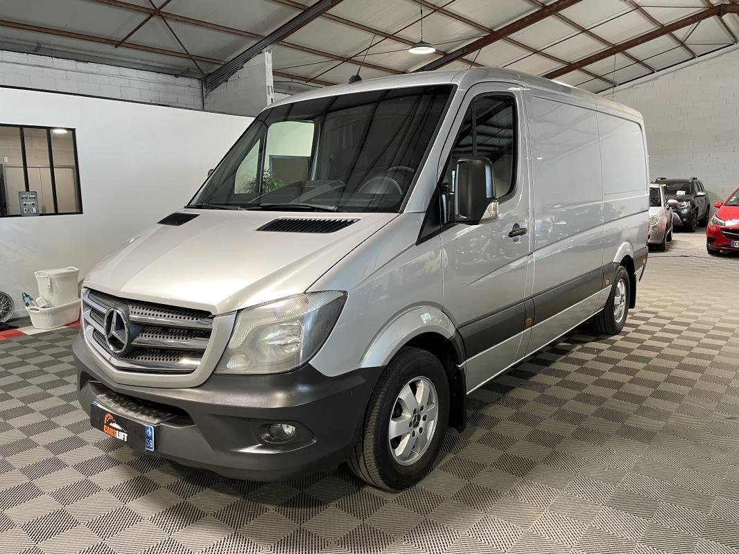 Mercedes Sprinter - Photo 1