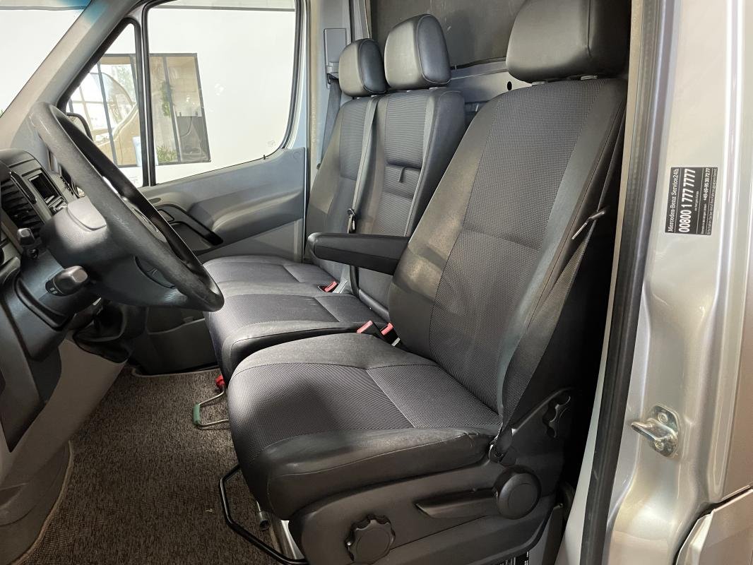 Mercedes Sprinter - Photo 11