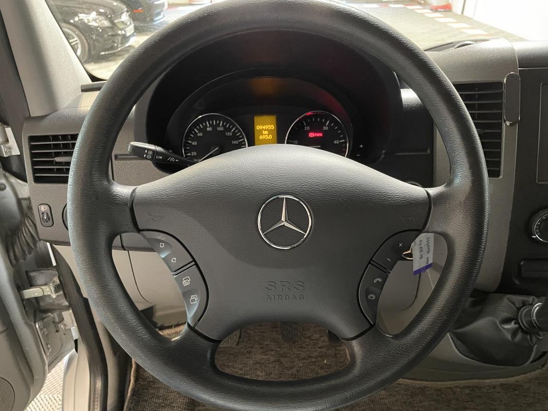 Mercedes Sprinter - Photo 14