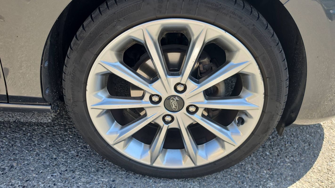 Ford Fiesta - Photo 17