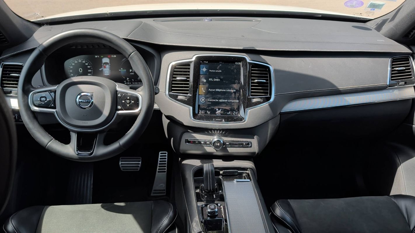 Volvo XC90 - Photo 11