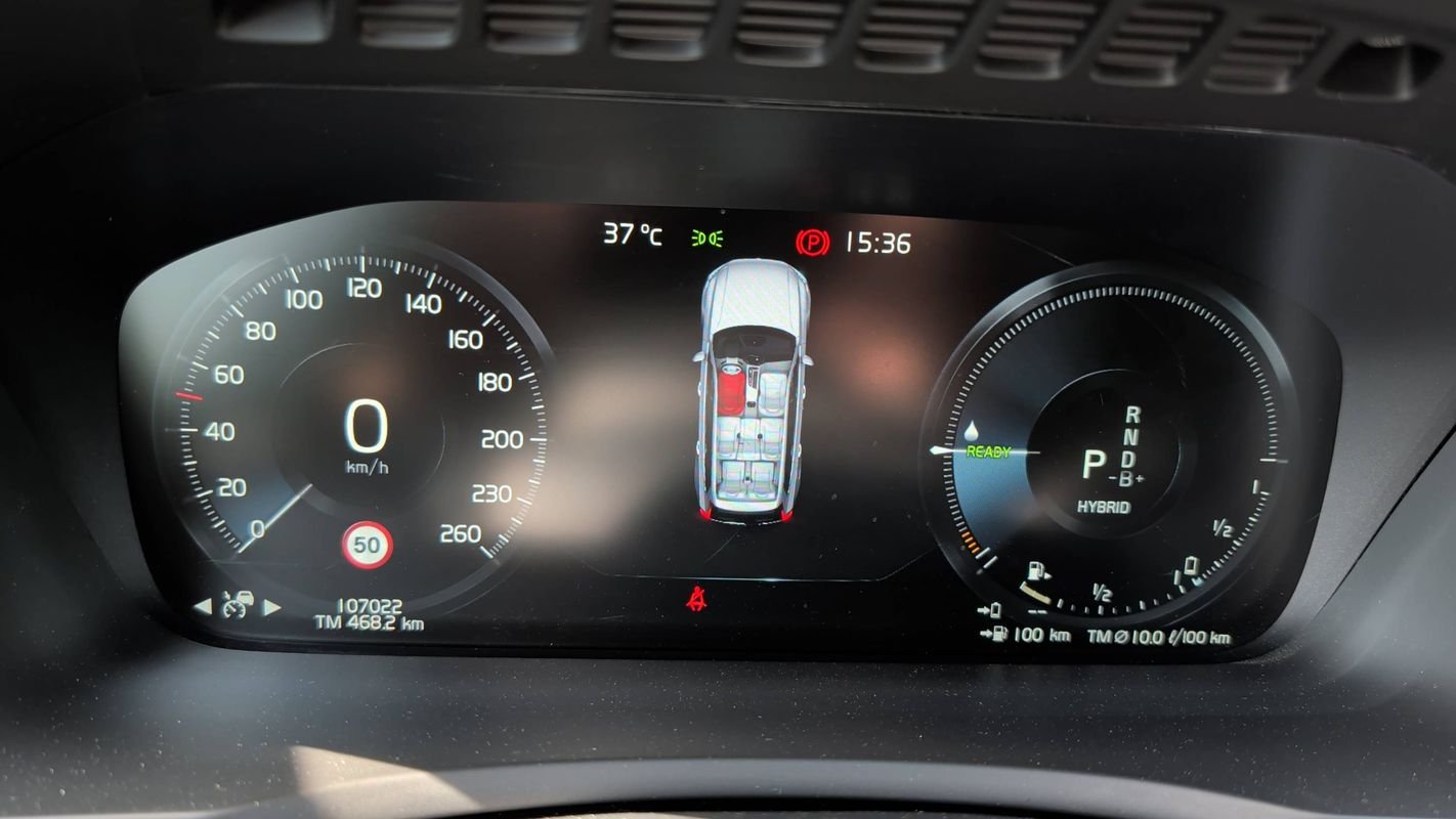 Volvo XC90 - Photo 12