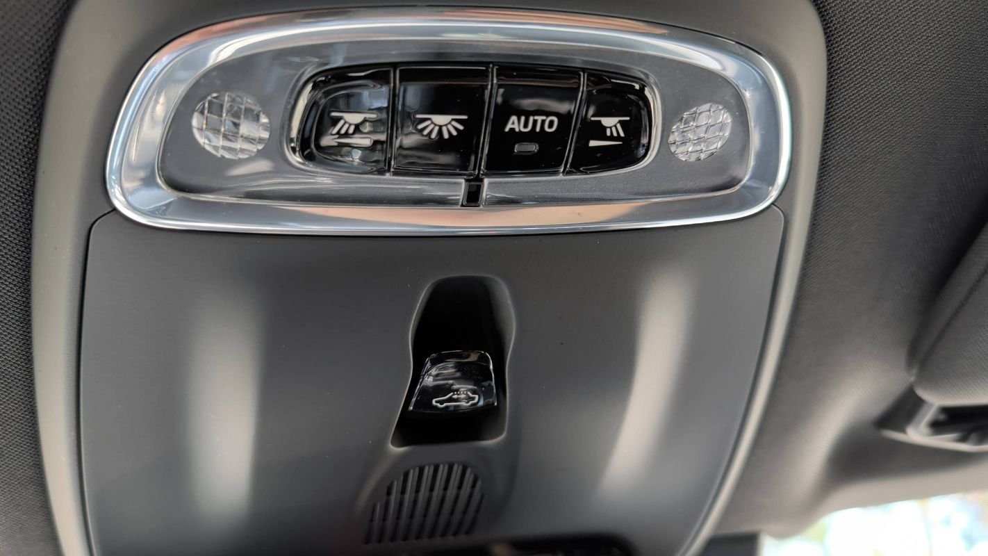 Volvo XC90 - Photo 13