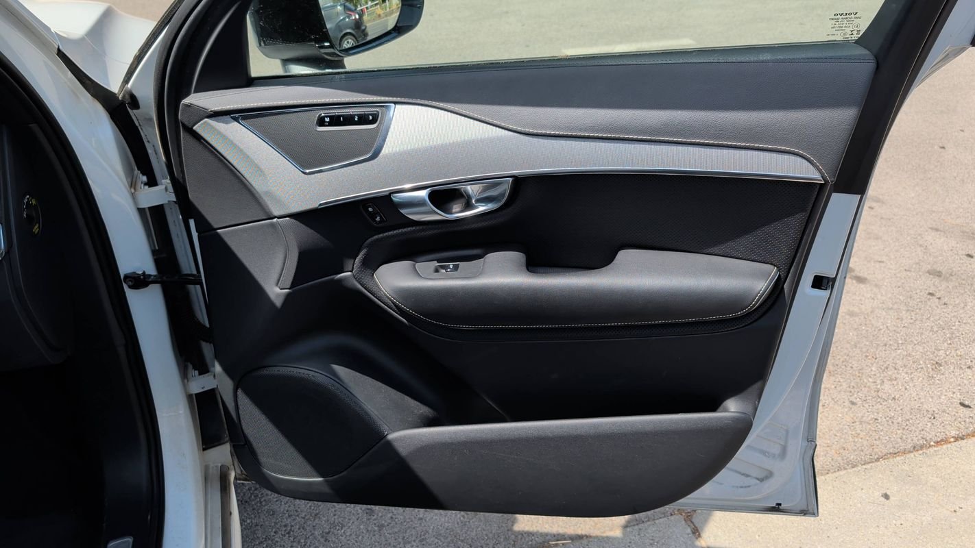 Volvo XC90 - Photo 22