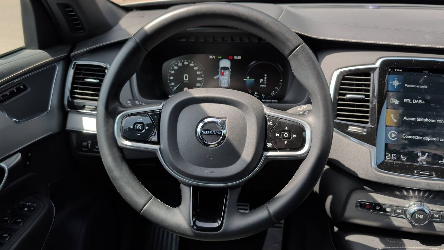 Volvo XC90 - Photo 23