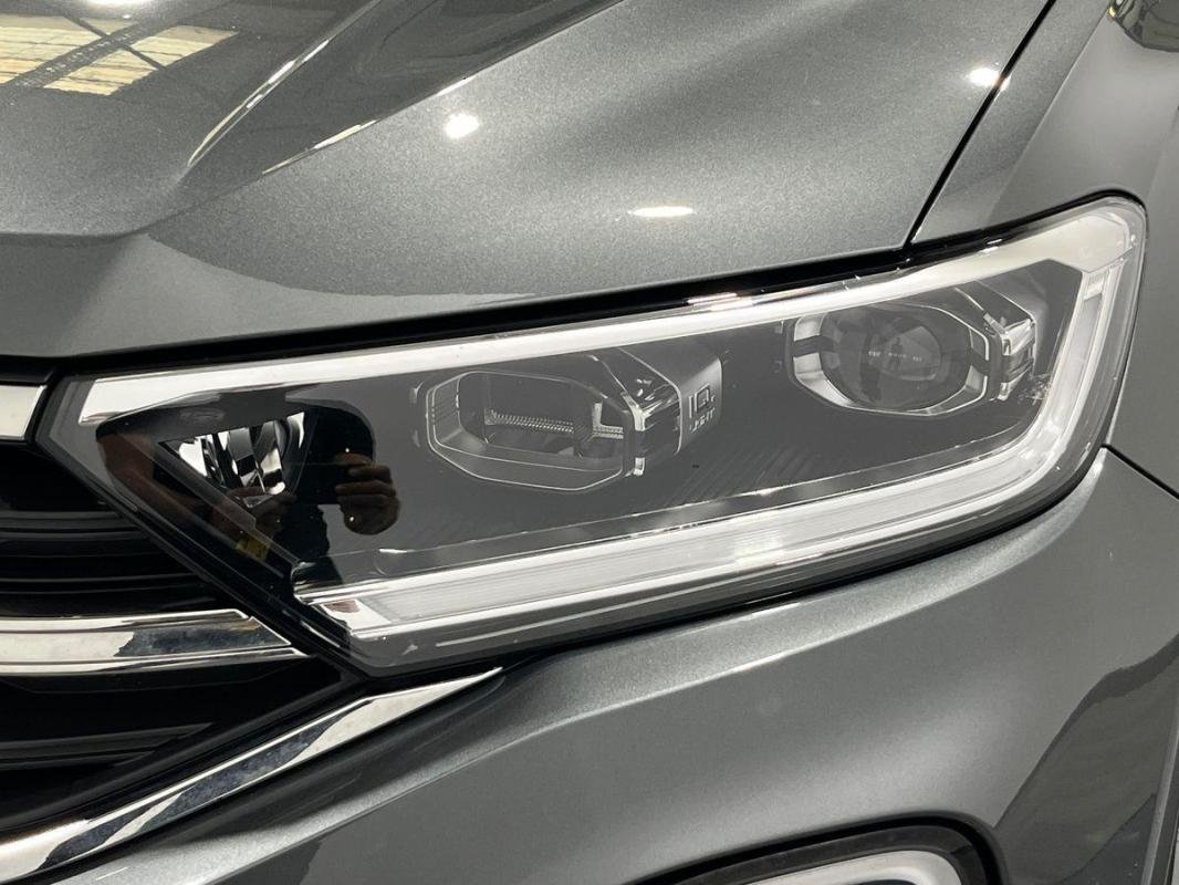 Volkswagen T-Roc - Photo 26