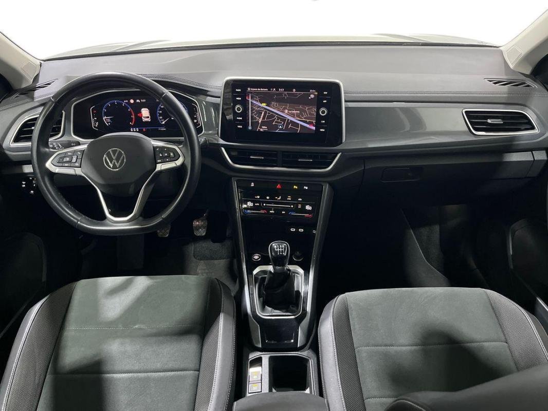 Volkswagen T-Roc - Photo 8