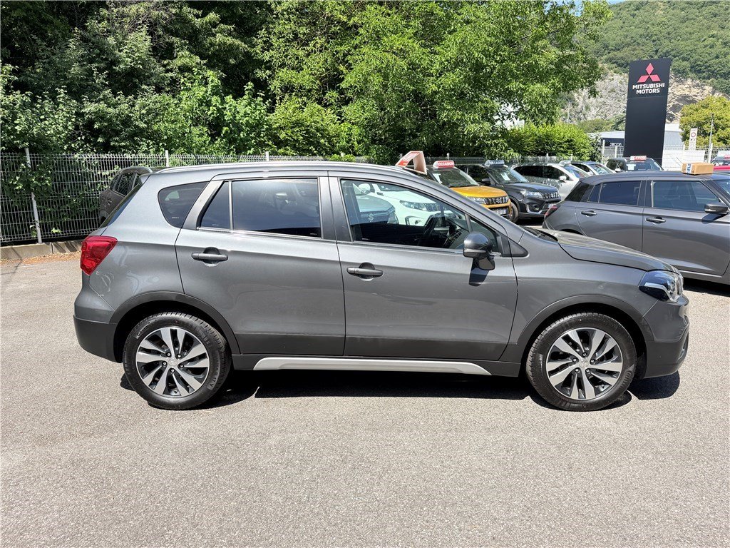 Suzuki s-cross - Photo 4