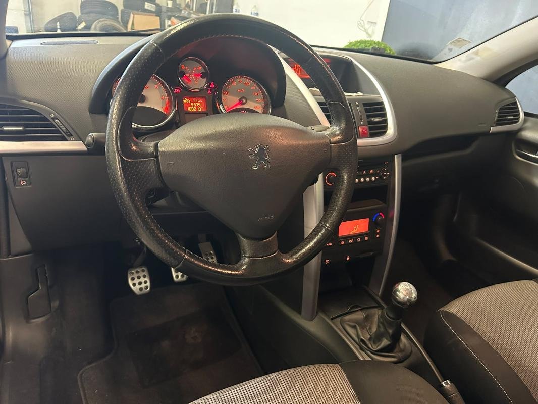 Peugeot 207 CC - Photo 7