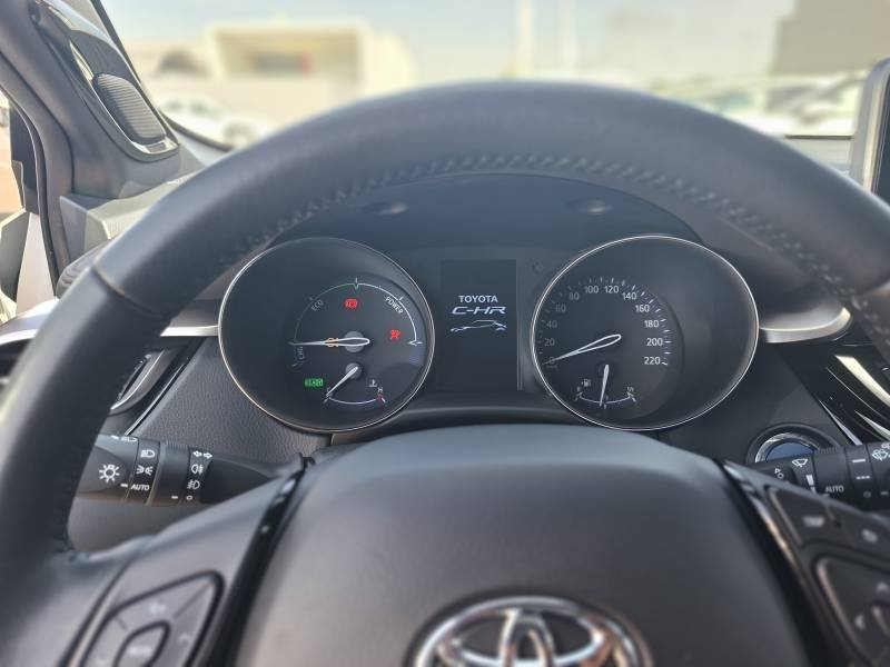 Toyota C-HR - Photo 21