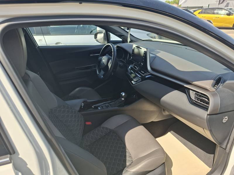Toyota C-HR - Photo 8