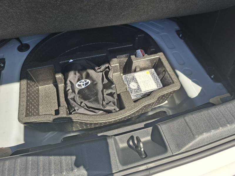 Toyota Yaris - Photo 8