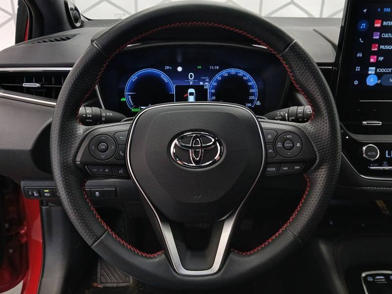 Toyota Corolla - Photo 17