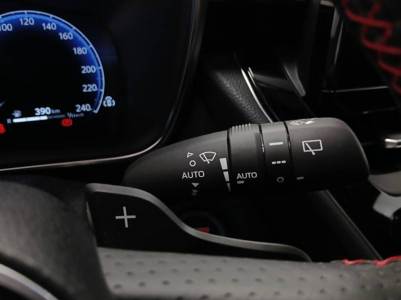 Toyota Corolla - Photo 20