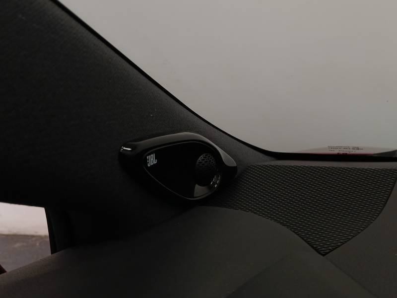Toyota Corolla - Photo 32
