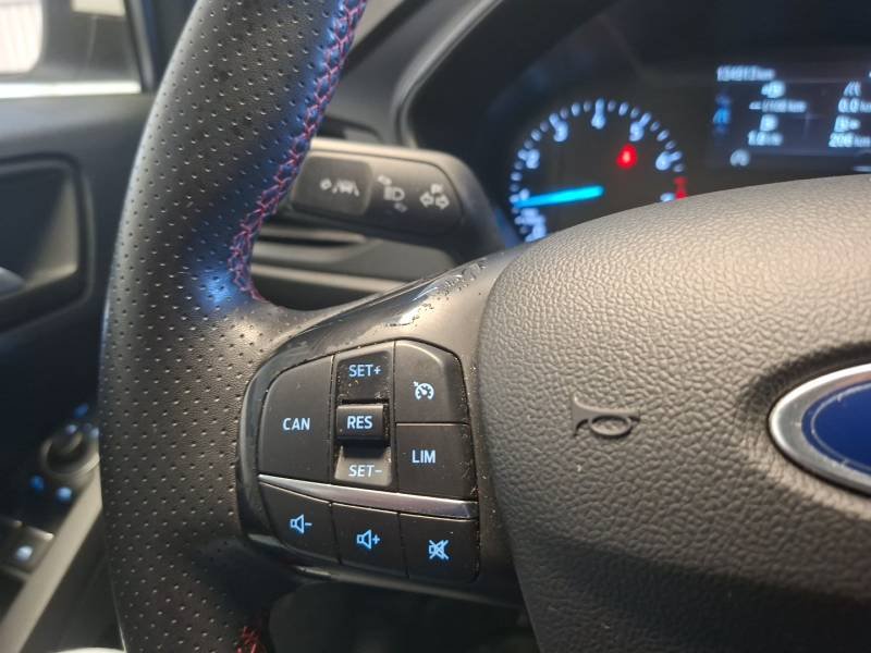 Ford Focus - Photo 19