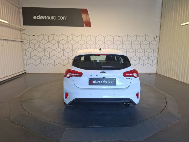 Ford Focus - Photo 4