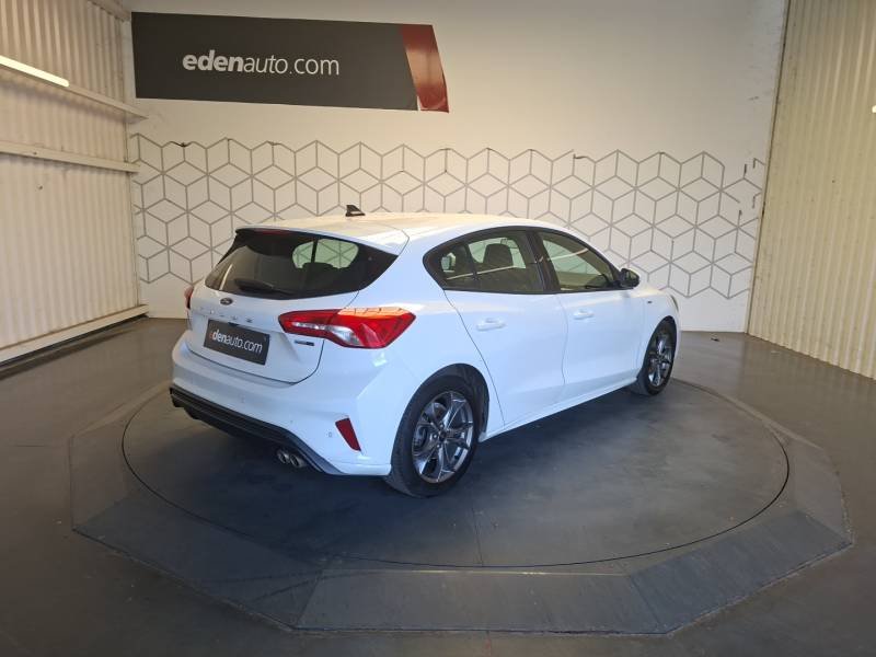 Ford Focus - Photo 5