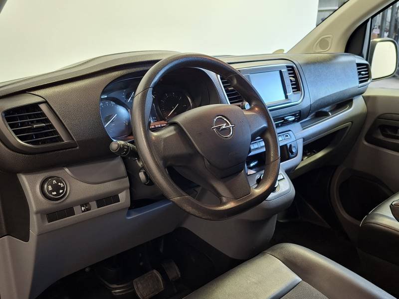 Opel Vivaro - Photo 16