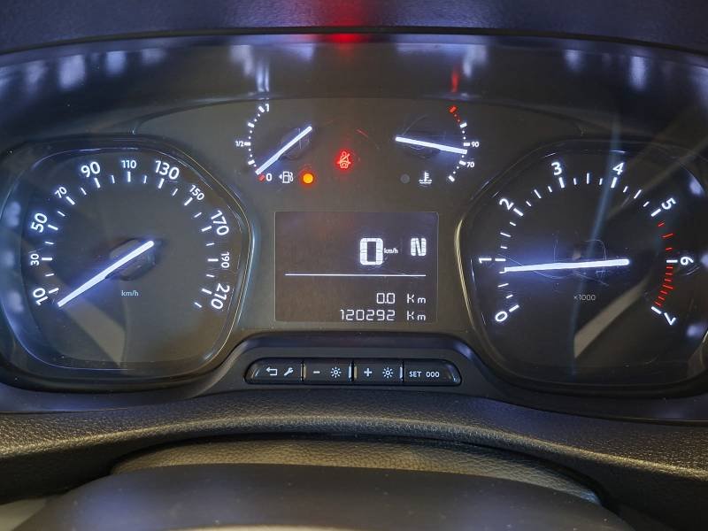 Opel Vivaro - Photo 18