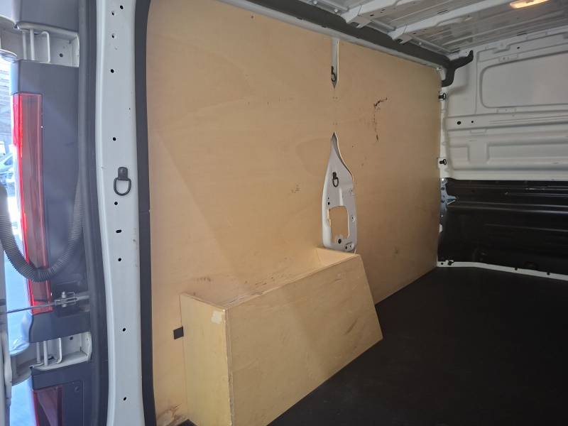 Nissan NV300 - Photo 20