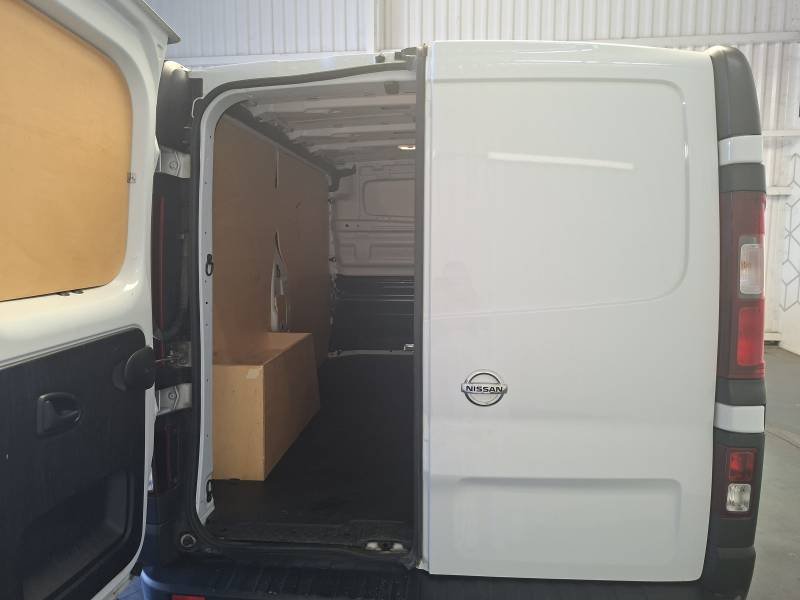 Nissan NV300 - Photo 24